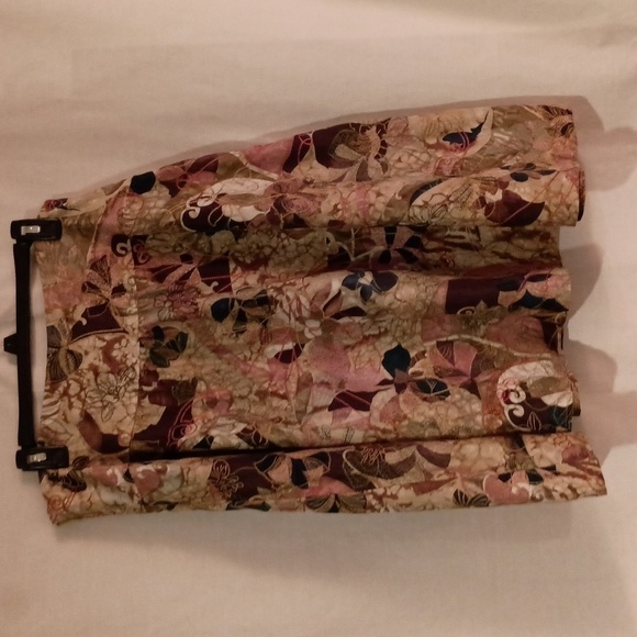 Chico's 100% Silk Skirt with Abstract Florals in Muted Colors and Embroidery - Picture 3 of 12